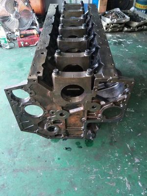 掘削機 部品 コマツー SAA6D140E-5 エンジンの部品